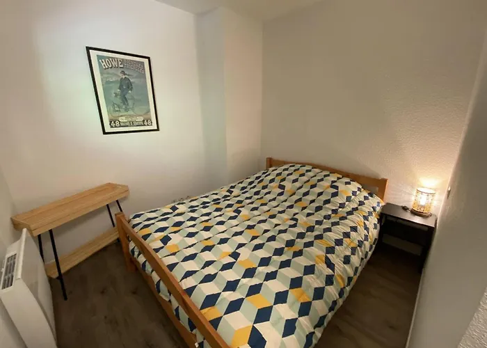 公寓 Avec Terrasse Et Parking, 2 Chambres, Au Coeur Des Montagnes - Fr-1-812-90 *