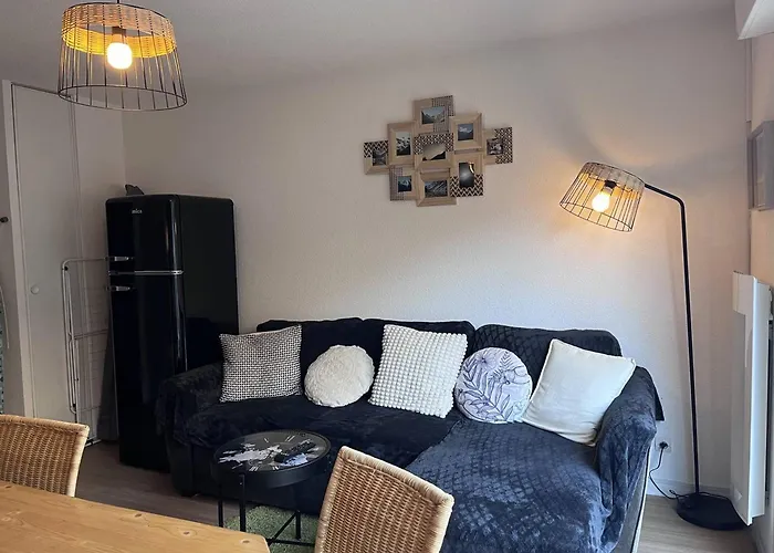 Avec Terrasse Et Parking, 2 Chambres, Au Coeur Des Montagnes - Fr-1-812-90 * 科特雷