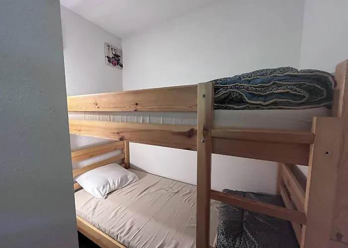 Avec Terrasse Et Parking, 2 Chambres, Au Coeur Des Montagnes - Fr-1-812-90 アパート *