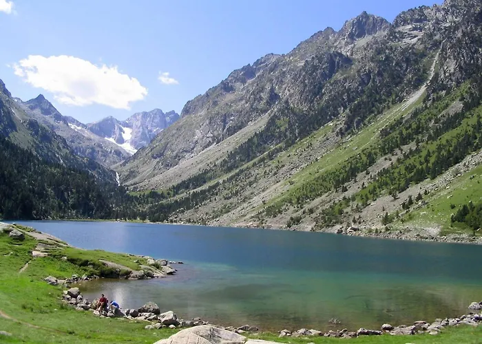 Avec Terrasse Et Parking, 2 Chambres, Au Coeur Des Montagnes - Fr-1-812-90 コテレ